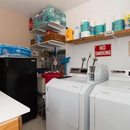 Unique, Convenient, Centrally Located Apartment Kent Exterior photo