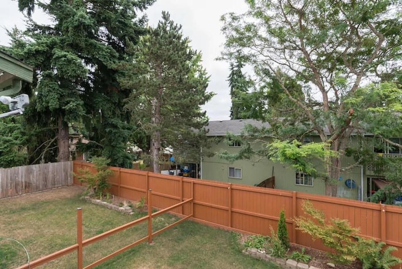 Unique, Convenient, Centrally Located Apartment Kent Exterior photo